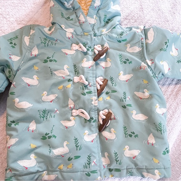 Baby Boden Baby Duck Farm Toggle Snap Hooded Jacket 12-18 Months Unisex Boy - Picture 7 of 14